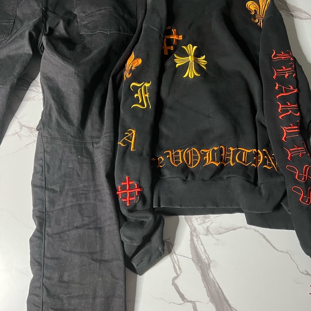 Smokeriseny outfit